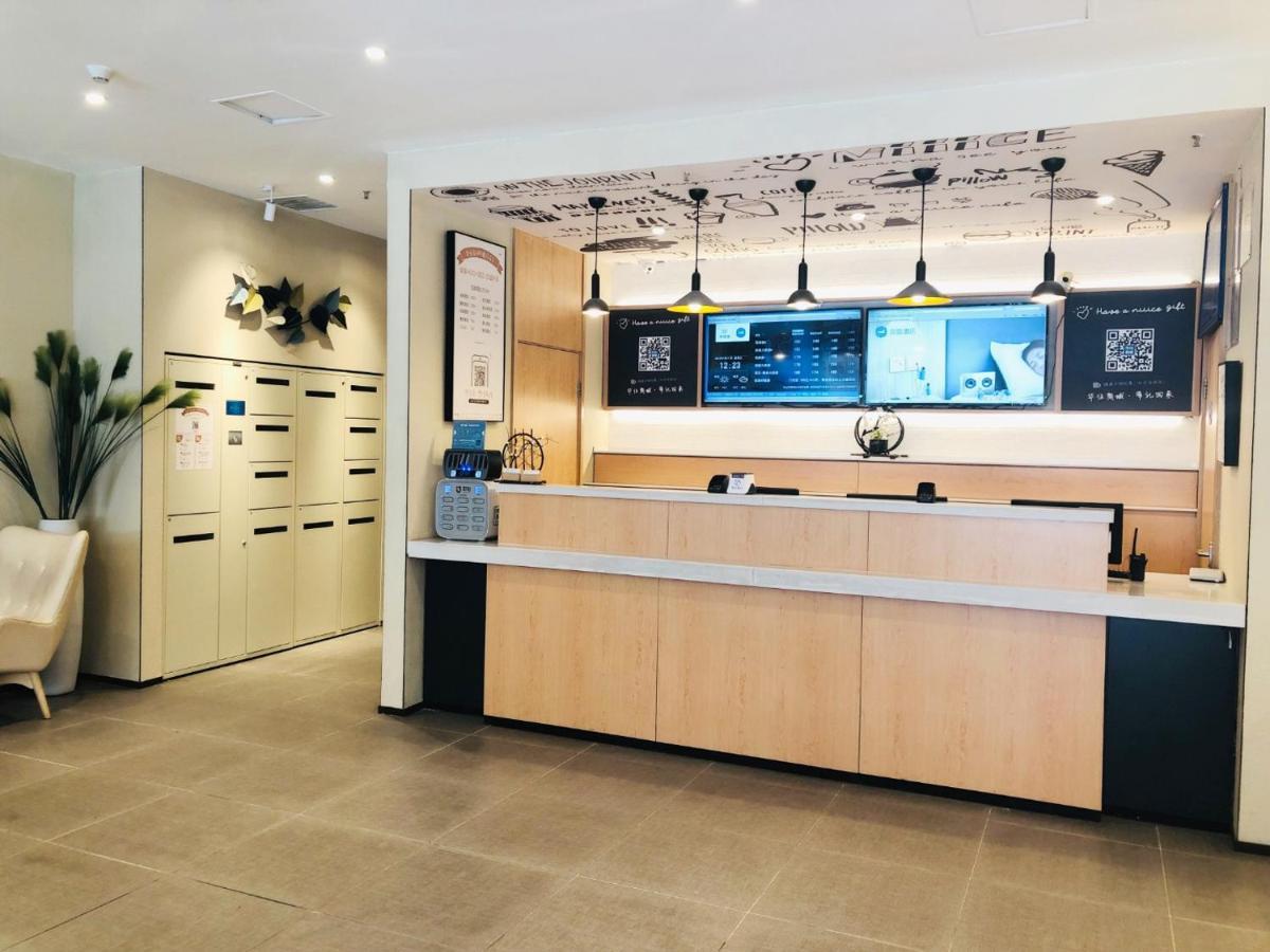 Hanting Hotel Yibin Zhongshan Street Eksteriør bilde